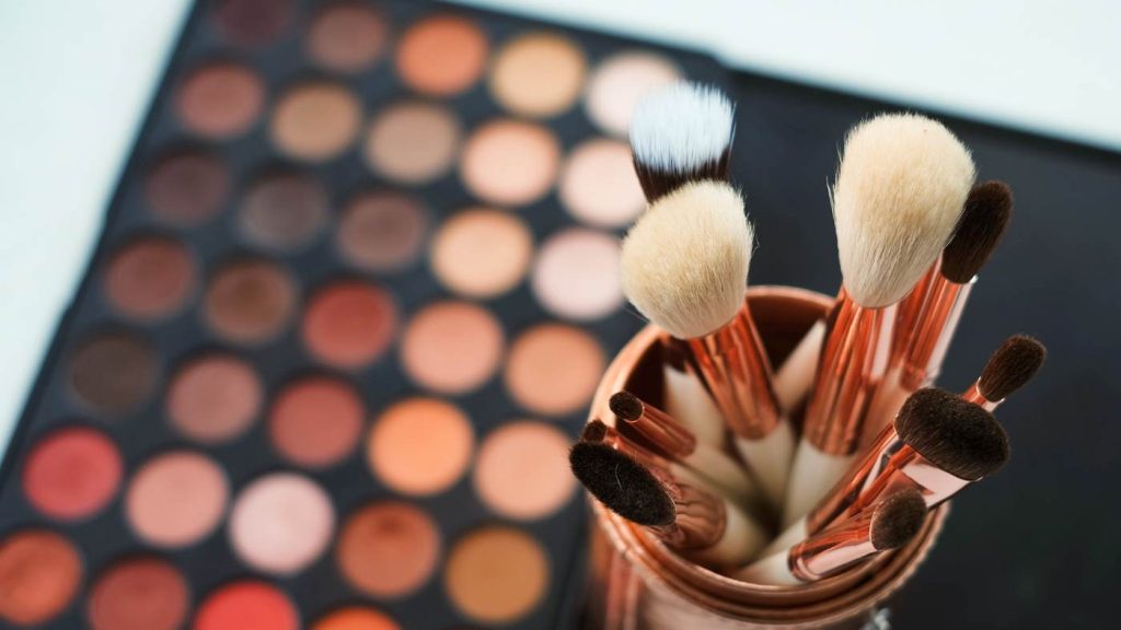 Understanding the Halal Makeup Industry

